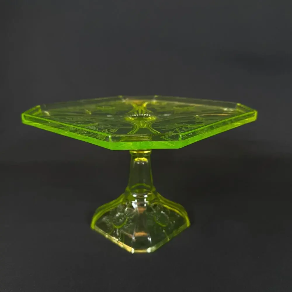 Vintage large vaseline Uranium Glass green Cake Stand flowers Pattern h6